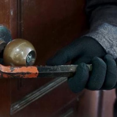 Ocupación ilegal de inmuebles. Parte I: La delimitación entre el delito de allanamiento de morada y el delito de usurpación de bienes inmuebles. Breve análisis del concepto de morada.
